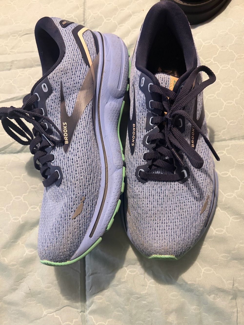 Brooks Women's Light Blue Running Shoes with Navy and Green Accents